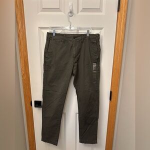 Men's American Eagle Outfitters pants NWT 33/32